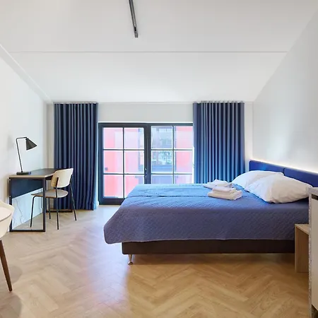 Stylish Volta Quarter With Ac * Reval