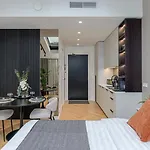 Stylish Volta Quarter With Ac *