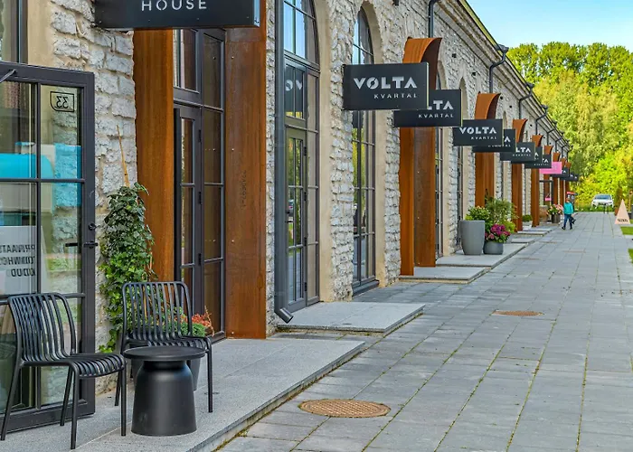 Stylish Volta Quarter With Ac Appartement